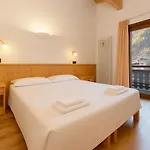 Ξενοδοχείο Bleis Ponte Di Legno